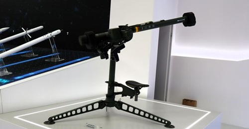 The Chiron is a tripod-mounted MANPADS which puts it into competition with ergonomically-similar systems like MBDA's Mistral or Saab's RBS 70 NG.