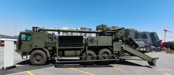 MKE's Attila 6x6 SPH displayed at Saha Expo 2026.