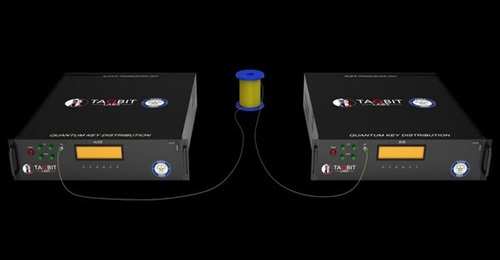 A computer-generated image shows Taqbit's QKD transceiver systems.