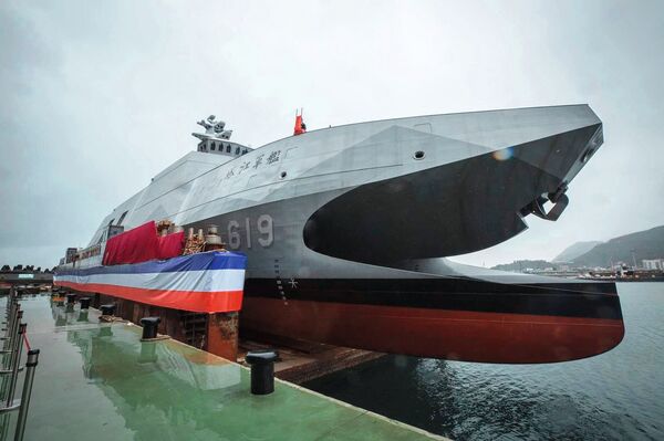 
        The first improved Tuo Chiang-class fast missile corvette on order for the RoCN, 
        Ta Chiang
         (seen here during its launch ceremony in December 2020), is expected to be armed with the new 'Sea Sword II' air-defence missile.
       (Via Tsai Ing-wen's Twitter account)