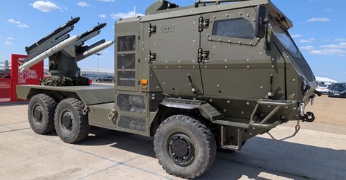 A development of MBDA and Supacat's Raven SHORAD vehicle, unveiled with MBDA's counter mass interceptor missiles (in black) at Farnborough 2026.