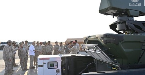 A Saab Giraffe 1X radar at an air-defence site in the Al-Sulayyil area during a visit by RSADF commander Lieutenant General Maziad al-Amro.