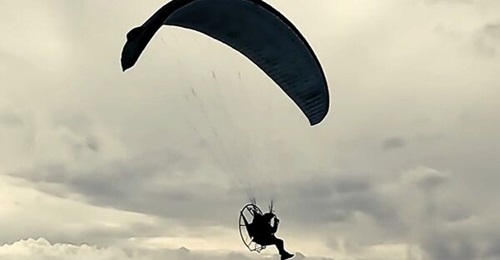 The Royal Marines and The Parachute Regiment are to trial the use of paragliders for long-range covert operations, the MoD has announced.