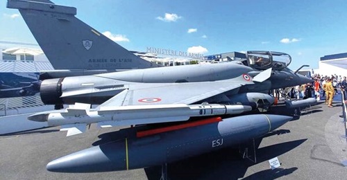 A representative F5-standard Rafale was showcased at the Paris Airshow 2025. France has now launched the industrial effort to field the capability in the early 2030s.