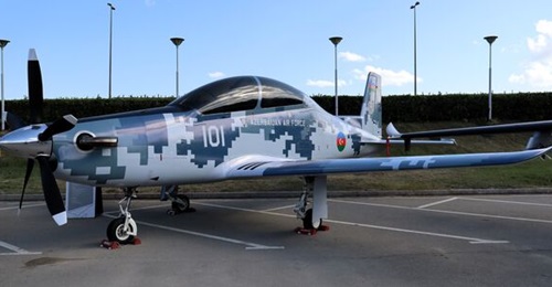 Mock-up Hürkus seen with an Azerbaijani Air Force livery