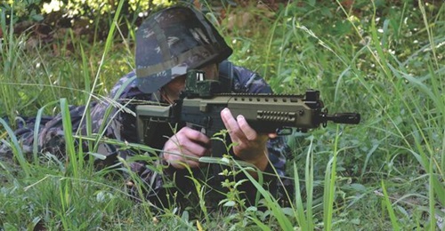 The Guará was selected over red dot sights of GESPI Defense Systems, Newcon Optik, and Trijicon.
