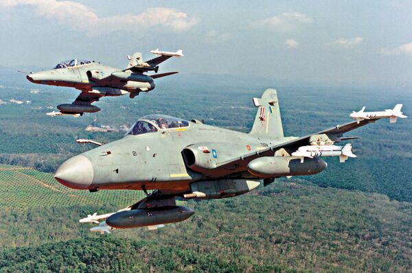 Malaysia scrambles Hawk 208 aircraft to confront PLAAF squadron over South  China Sea