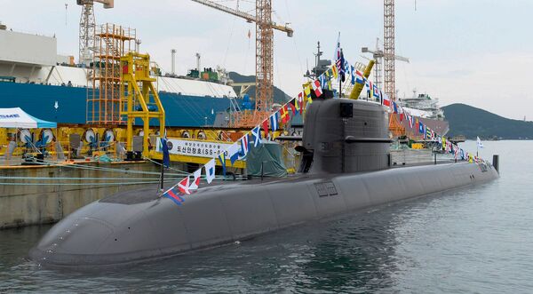 Dosan An Chang-ho
        , the RoKN's first KSS-III-class SSK, during its commissioning ceremony on 13 August at DSME's Okpo shipyard on Geoje Island. Yonhap reported on 7 September that the submarine recently conducted its first SLBM underwater ejection tests. 
       (RoKN)