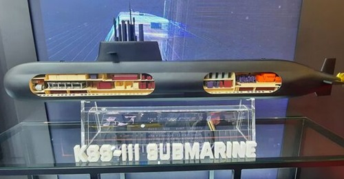Hanwha Ocean KSS-III submarine model displayed at MSPO 2023.