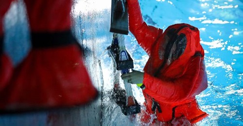 Based at HMNB Clyde at Faslane, Scotland, the SMERAS trainer enables students to practice abandoning a submarine in a realistic training environment that simulates the expected conditions onboard a submarine in distress.