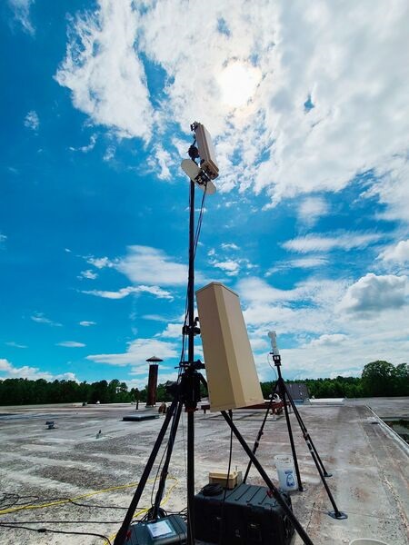 DroneShield has integrated the RPS-82 4D AESA radar into its DroneSentry counter-unmanned aircraft system (C-UAS) suite (pictured).