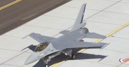 The Chilean Air Force Lockheed Martin F-16AM Fighting Falcon fighter.