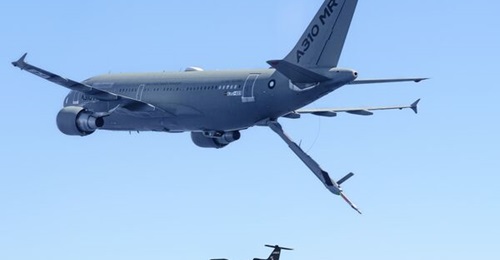 Airbus demonstrated its Auto'Mate A4R autonomous aerial refuelling of drones using an A310 MRTT and DT-25 target drone UAVs during two trials in March. The test campaign has now been completed.