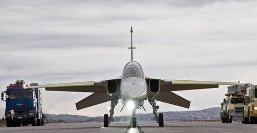 Türkiye has placed four new contracts for domestically developed aircraft, including the first for the Hürjet Block 1 jet trainer (pictured here) and for the T625 Gökbey helicopter.