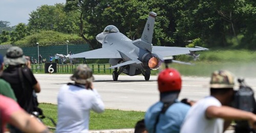 The crash of an RSAF F-16 on 8 May shortly after take-off has been attributed to an unusual gyroscopic malfunction. While the variant involved in the crash is not known, it is likely the single-seat 'C' version (as depicted in this 2016 file photo) was...