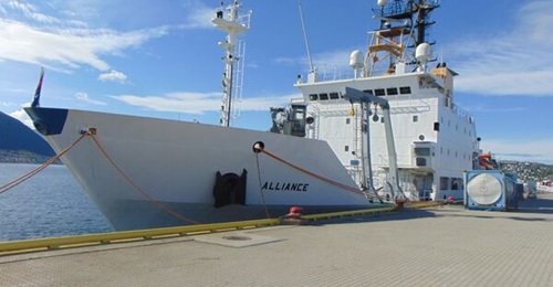 NRV 
        
         at Tromsø on 7 June, the eve of its departure to measure climate change in the Arctic and Barents Sea.