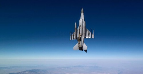 A file photo of a Royal Netherlands Air Force F-16. The Dutch government has said it will provide EUR450 million in weapons for the F-16s to be transferred to Ukraine.