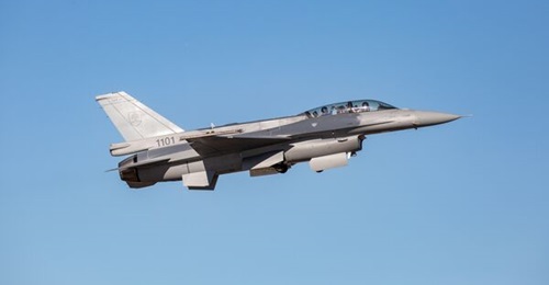 The first Slovak F-16 took flight in September 2023. This two-seat F-16D remains in the US for now, although the first two F-16Cs arrived in Slovakia on 22 July.