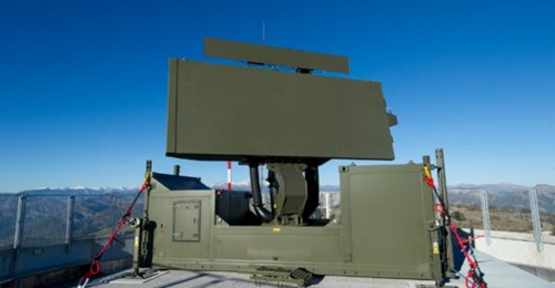 The RNLAF's newly acquired GM400a is operational in Nieuw Milligen, replacing the 52-year-old MPR radar. The system is a gap filler until the new SMART-L MM/F is operational in Herwijnen in 2026.