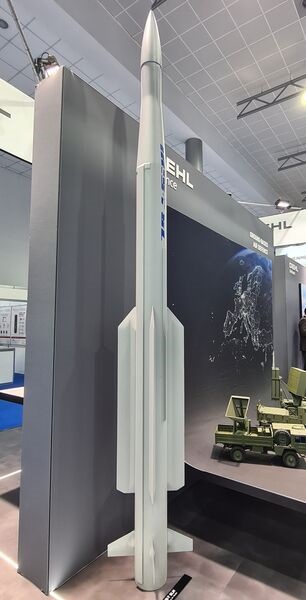 The IRIS-T SLM missile is an extended-range variant of the original IRIS-T SLS missile, which in hardware terms is indistinguishable from its air-launched counterpart. The SLM missile has a maximum range of 40 km and a maximum altitude of 20 km.