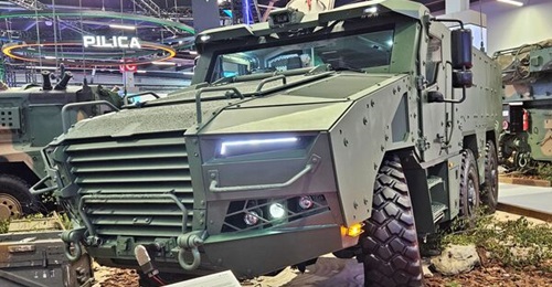 A Heron 6×6 artillery and air defence command vehicle, by Polish defence contractor Huta Stalowa Wola, displayed at its first major show MSPO 2024 from 3 to 6 September in Kielce, Poland.