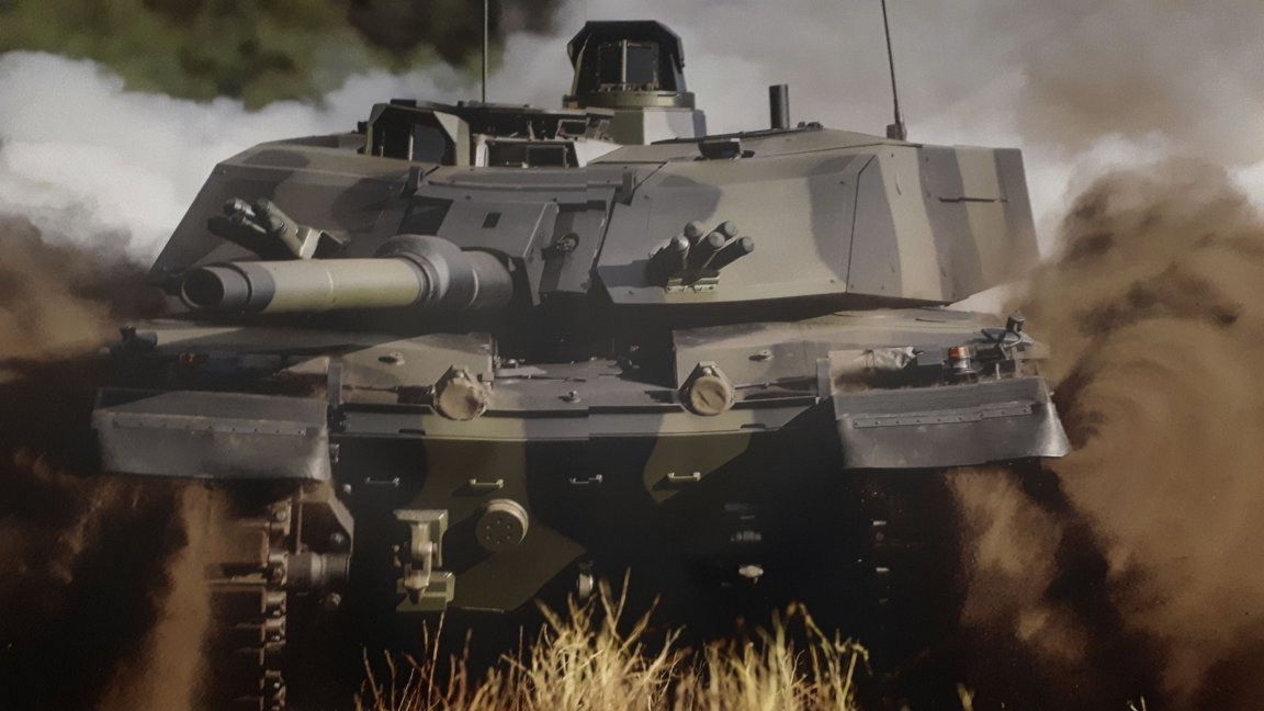 At IAV 2019, Rheinmetall unveiled its proposal for the Challenger 2 LEP, which includes a new turret with day/night sights for the commander and gunner, and a new L55 120 mm smoothbore gun. (IHS Markit/Mark Cazalet)