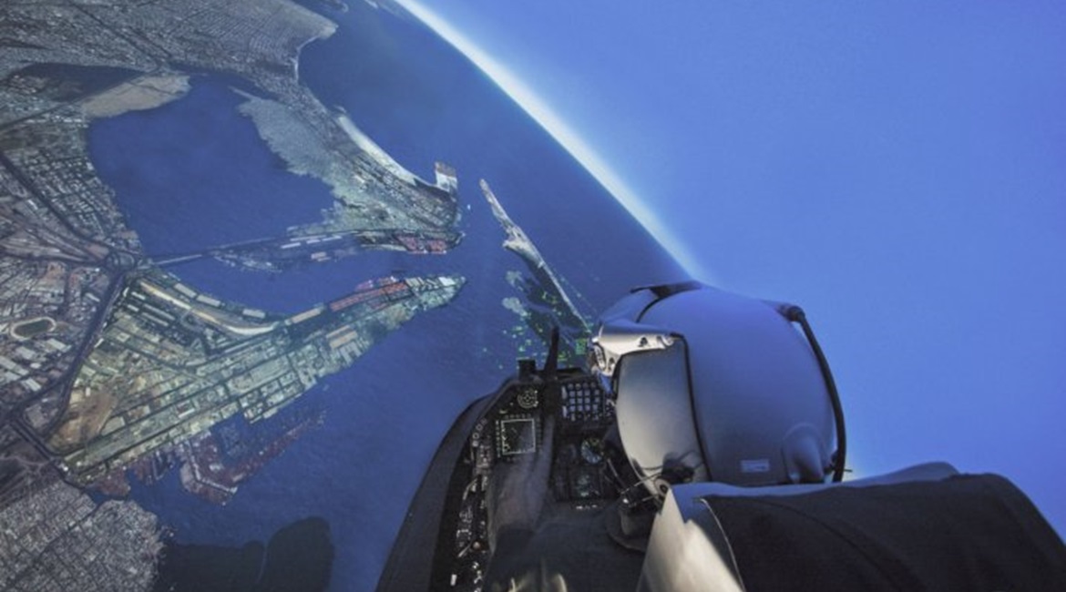 L3 Link virtualises the F-16 aircraft and integrates it with all technical manuals, and establishes courseware to provide a fully immersive training environment.