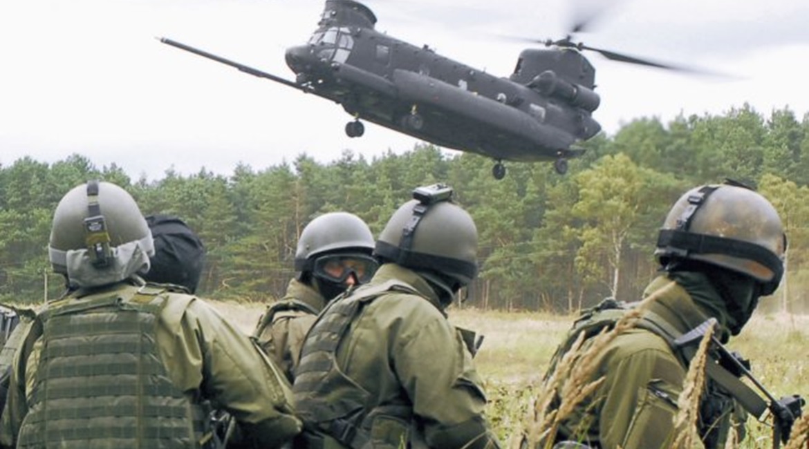 The USSOCOM is to receive four new MH-47G Chinook helicopters to satisfy an urgent operational demand.