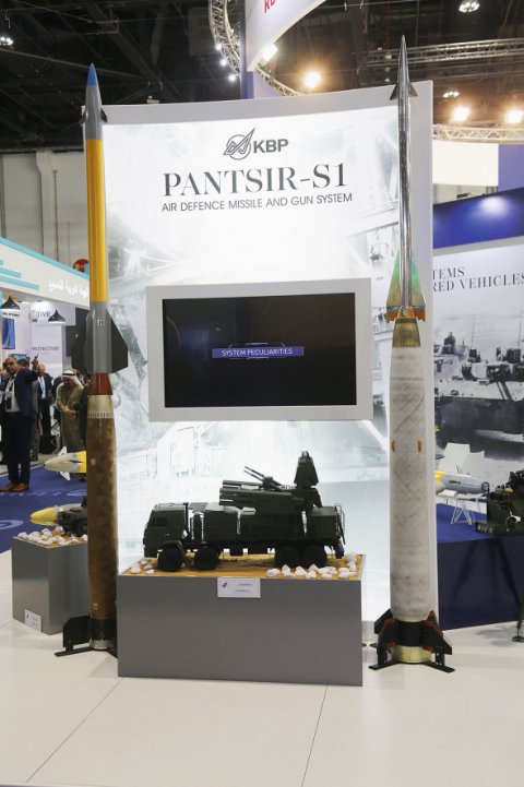 The new 57E6M-E missile for the Pantsyr-S1 and SM1 air defence systems (right) is seen next to the standard 57E6-E at IDEX 2019. (Nikolai Novichkov )
