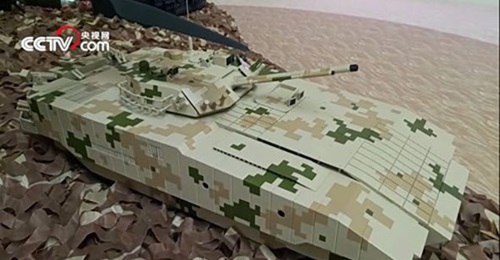 An image of the VT4-based HIFV model at IDEX 2019. The extensive ERA arrangement that would be possible, and to some extent necessary, with such a design is clearly visible on the hull roof. The turret, however, remains relatively unprotected.