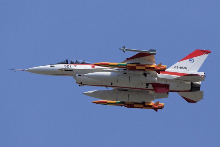 A Japanese F-2 fighter carrying a pair of indigenously developed ASM-3 anti-ship missiles. (ATLA)