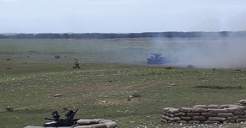 A Rheinmetall Mission Master UGV controlled by a single soldier wearing Argus equipment fired Thales 70 mm rockets at the Overberg test range on 20 March.