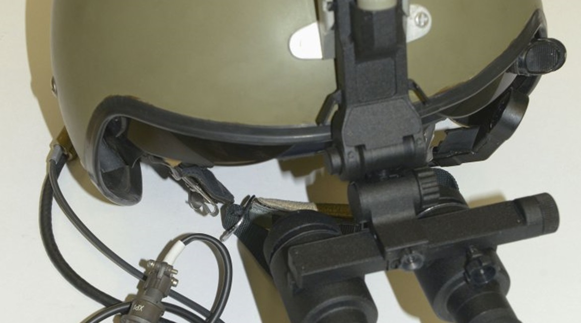 The latest set of GEO-ONV1-01M night vision goggles as produced by Russia's NPO Geofizika-NV.