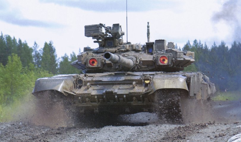 A Russian T-90S MBT fitted with the Shtora defensive aids suite. (UralVagonZavod)