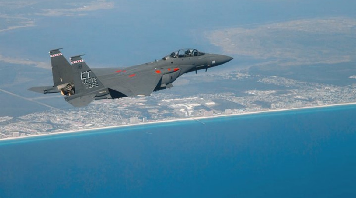 Boeing's EPAWSS EW upgrade for the F-15 Eagle made its maiden flight on 8 April.