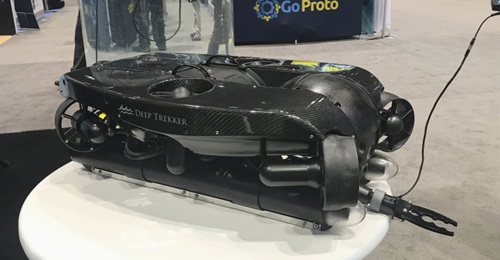 Deep Trekker's Revolution remotely operated vehicle can operate at depths of up to 305 m.
