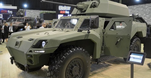 The Akrep IIe was displayed at the 2019 IDEF equipped for reconnaissance missions.