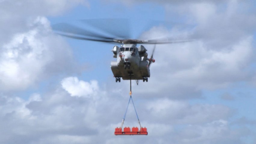 The US Navy on 17 May issued Sikorsky a contract for its CH-53K King Stallion heavy-lift helicopter. First deliveries under this contract will begin in 2022. (Lockheed Martin)