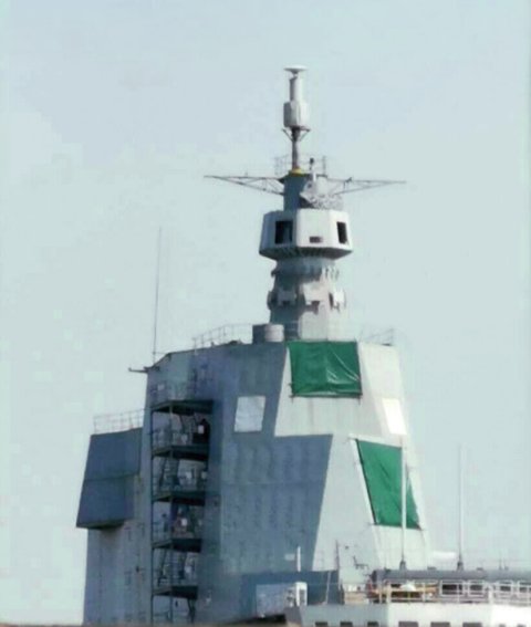 An image of China’s land-based aircraft carrier development facility in Wuhan showing what is likely to be the future configuration of the sensor suite on the island of China’s third aircraft carrier. (Via CJDBY.net)