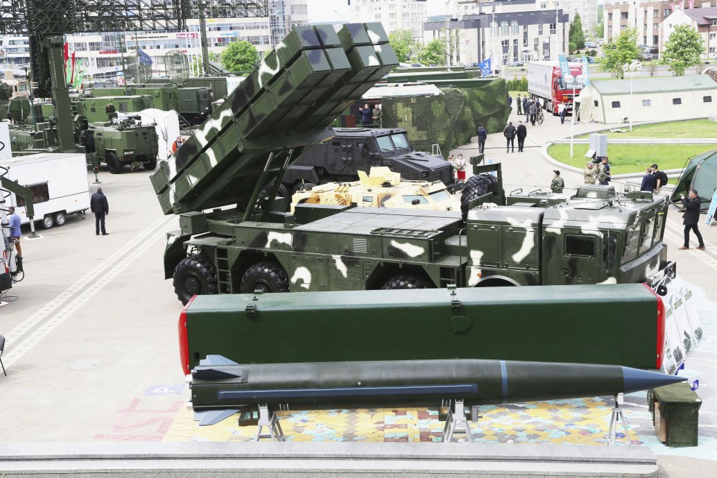 The Polonez-M MLR system with full-size mock-up of the tactical missile and its canister. (N Novichkov)