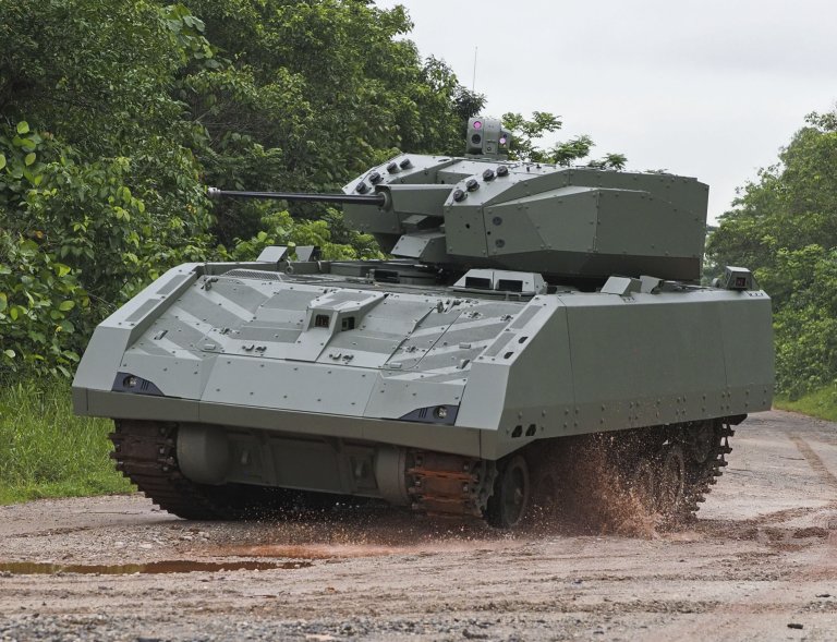 The Singapore Army's new Hunter armoured fighting vehicle seen performing a high-speed manoeuvre during a mobility demonstration. (IHS Markit/Kelvin Wong)