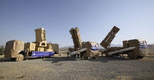 The 15 Khordad system is seen with what appeared to be both Sayyad-2 and Sayyad-3 missiles.