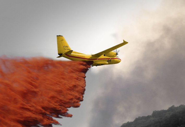 The C-27J's new firefighting configuration can drop 568 litres of foam retardant on a fire. (Leonardo)