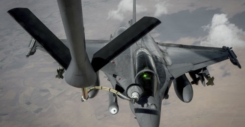 A French Air Force Rafale B F3 takes on fuel from a USAF KC-135 Stratotanker when taking part in Operation Inherent Resolve in July 2017. France's ALLIANCE DACAS system is now officially operational aboard this type of aircraft.