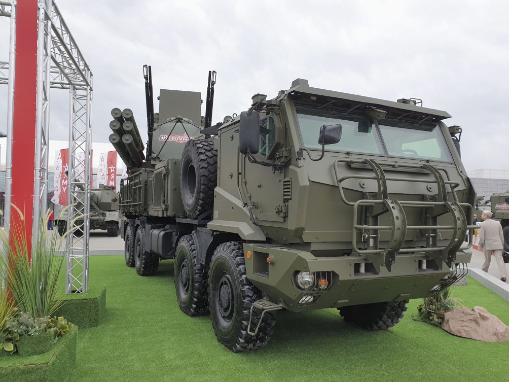 The Pantsir-SM SAM system shown at the Army 2019 exhibition. (Mark Cazalet)