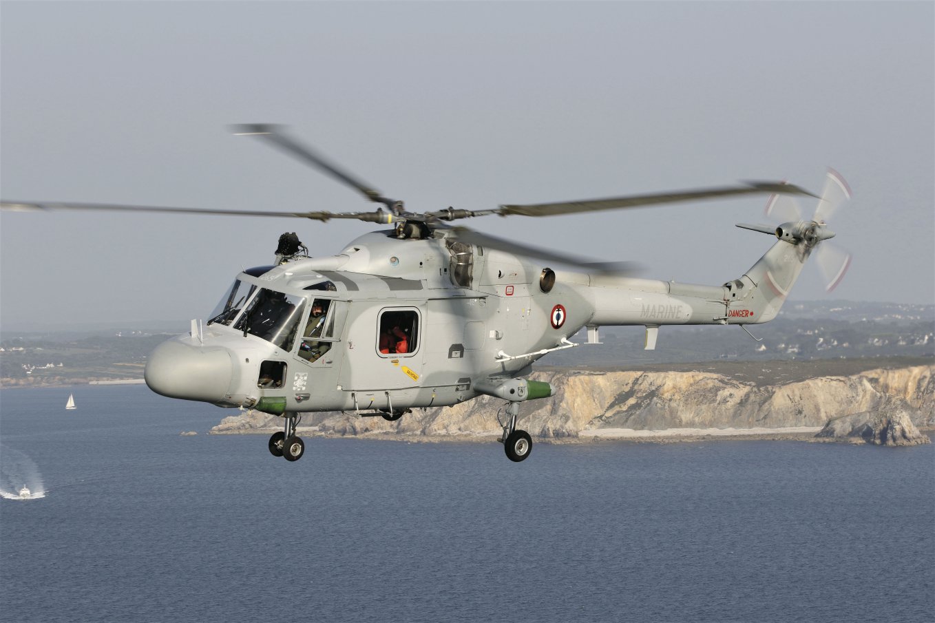 The Lynx Mk 4(FN) will be retired from French Navy service in 2020, two years earlier than previously planned. (Henri-Pierre Grolleau)