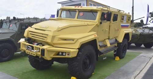 The new VPK-Ural is based on a commercially available 4×4 truck chassis.