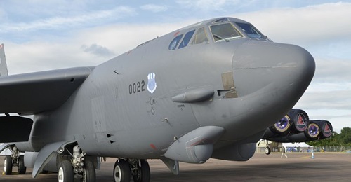 Boeing has selected Raytheon to equip the B-52 with its AESA radar technology.