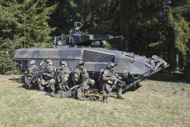 System Panzergrenadier VJTF 2023 will link the Puma IFV to the German Army’s IdZ-ES future soldier system in an advanced network-enabled warfare environment, according to Rheinmetall. (Rheinmetall)