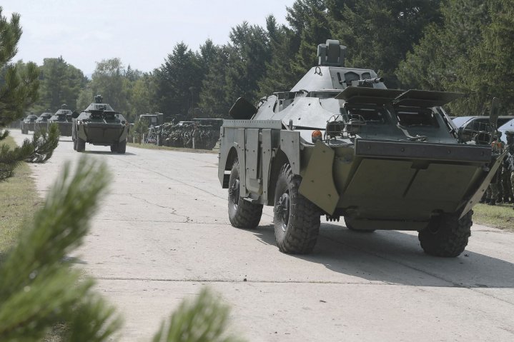 Serbia presented the first 10 of 30 BRDM-2Ms provided by Russia at ‘Mija Stanimirović’ barracks in Niš on 29 July. (Serbian MoD)